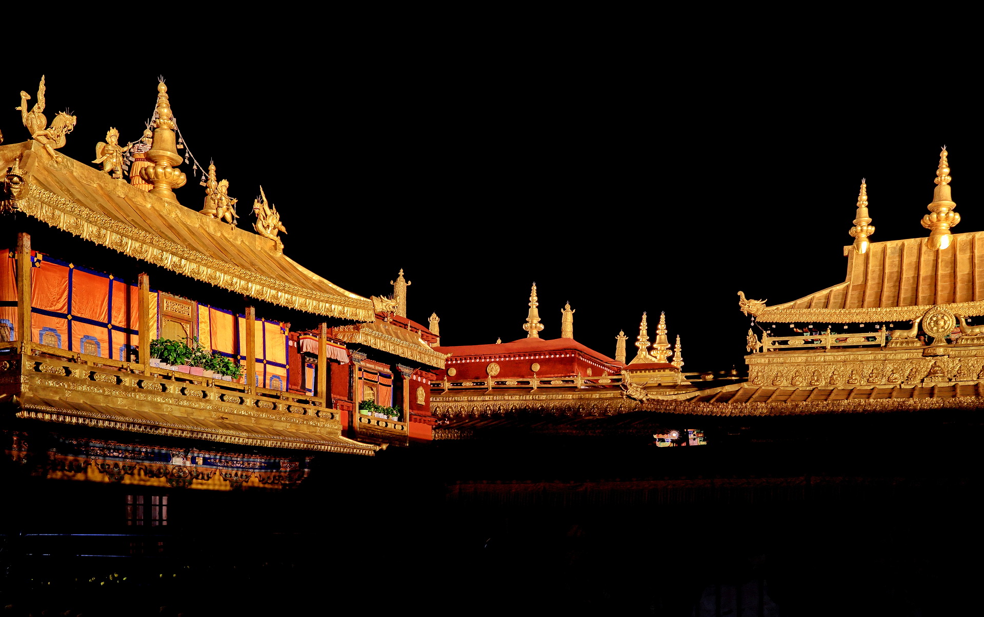 城市亮化工程-信達(dá)電通